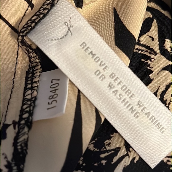 Ann Taylor strapless gathered top silky polyester top blouse Sz 8P - Picture 7 of 7